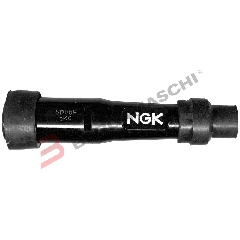 ATTACCO CAPPUCCIO CAVO CANDELA ACCENSIONE PER MOTO NGK SD05F RESINA C/ RESISTORE