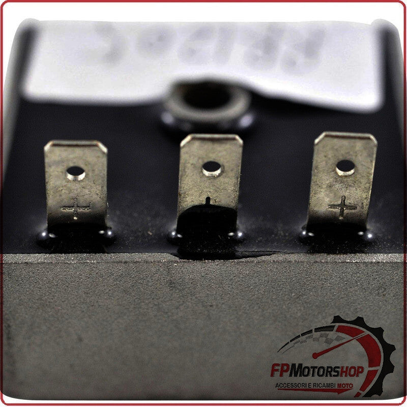 REGOLATORE DI TENSIONE PER MOT MINARELLI 50 AM3/AM4/AM5 MARELLI