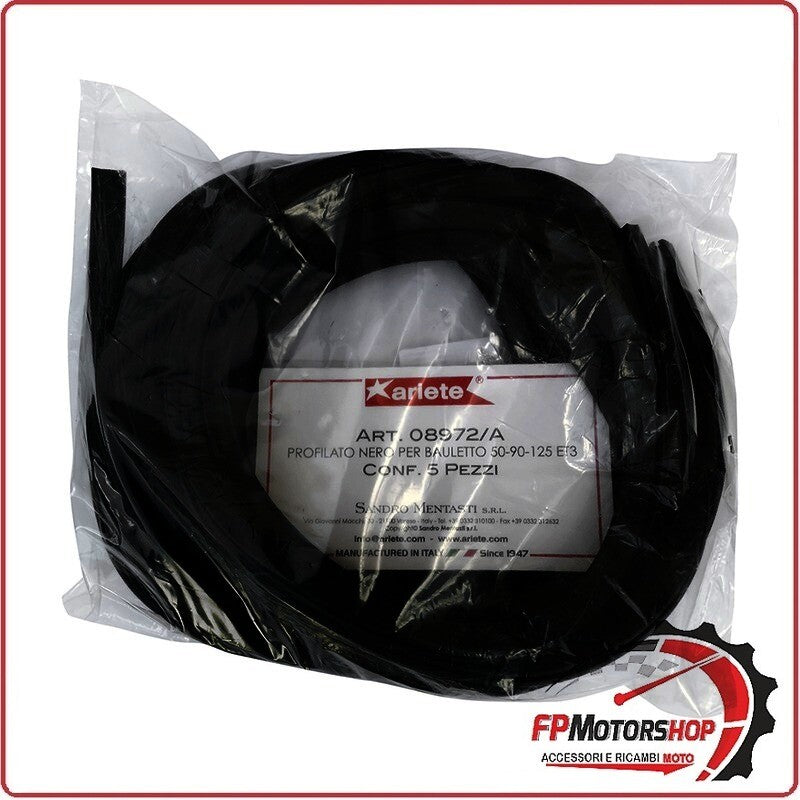 PROFILATO GUARNIZIONI GOMMA PER VESPA BAULETTO ET3 NERO 5PZ ARIETE 08972/A