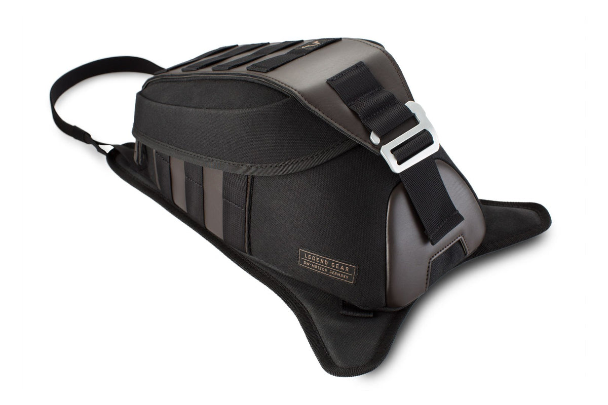 [BC.TRS.00.402.10000] Legend Gear Borsa serbatoio con cinghie LT2 5,5 l. Fissaggio con cinghia. Impermeabile.