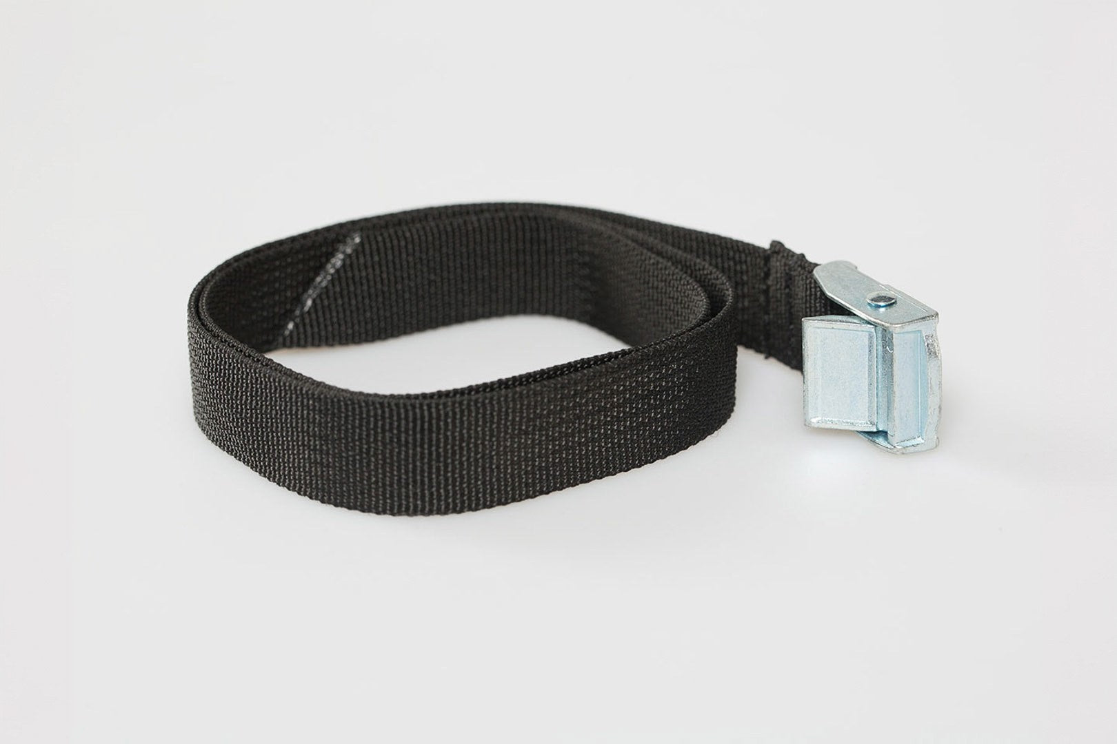 [BC.ZUB.00.055.30000] Cinghia di ancoraggio 650 mm. Per tanica.