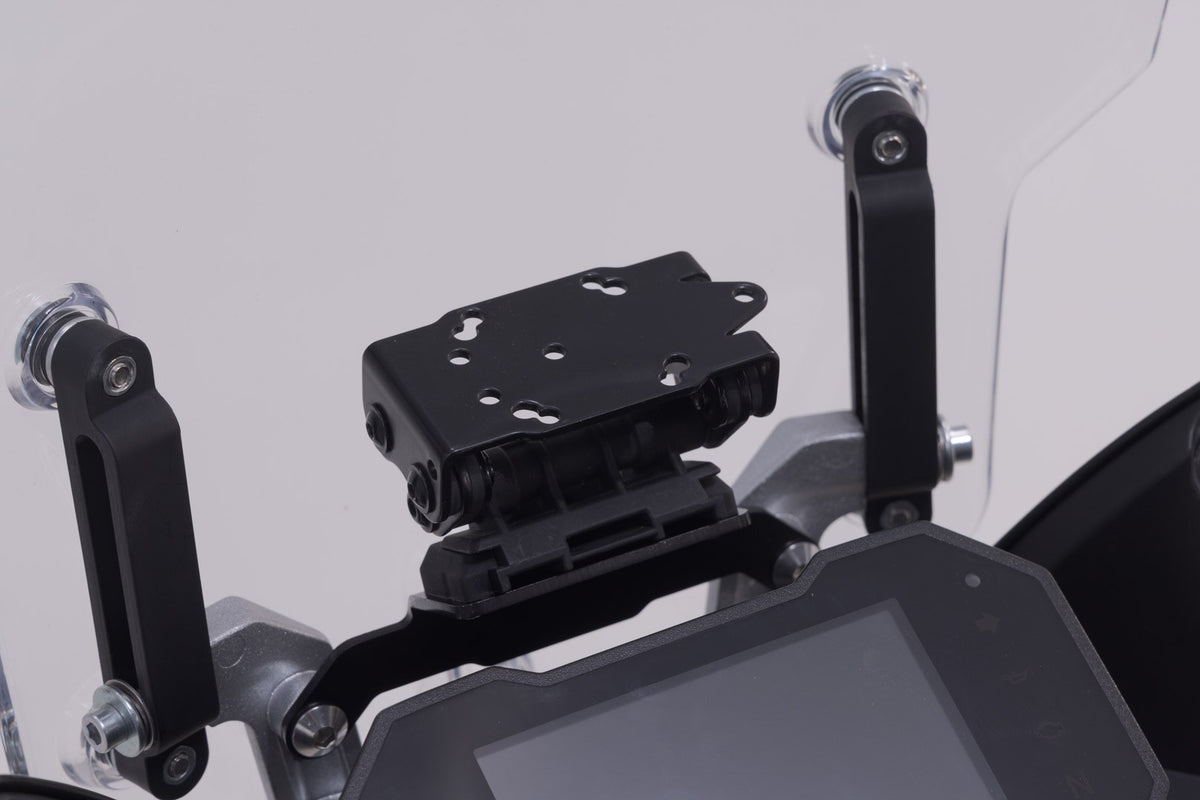 [GPS.02.049.10000/B] Supporto per GPS da cruscotto Nero. Voge 650 DS/X (21-).