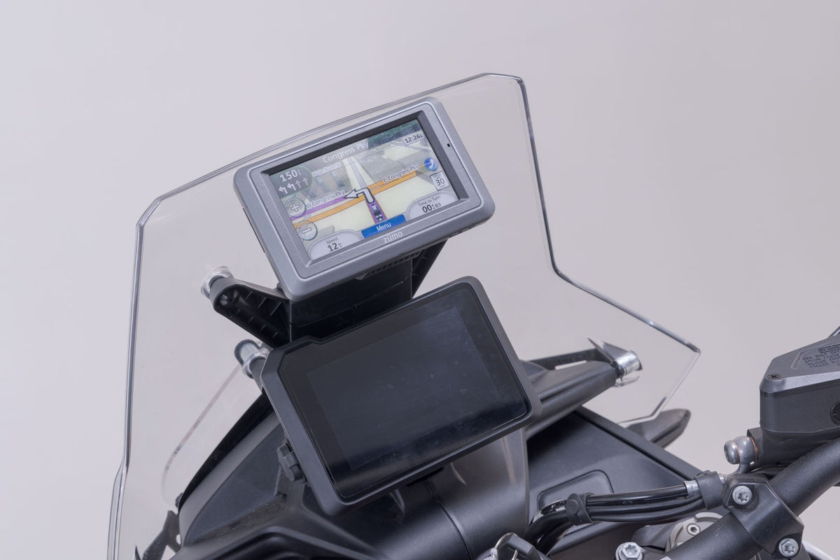 [GPS.04.918.10000/B] Supporto per GPS da cruscotto Nero. KTM 890 Adv (22-).