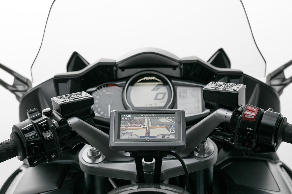 [GPS.06.646.10200/B] Supporto navigatore per manubrio Nero. Yamaha FJR 1300 (04-).