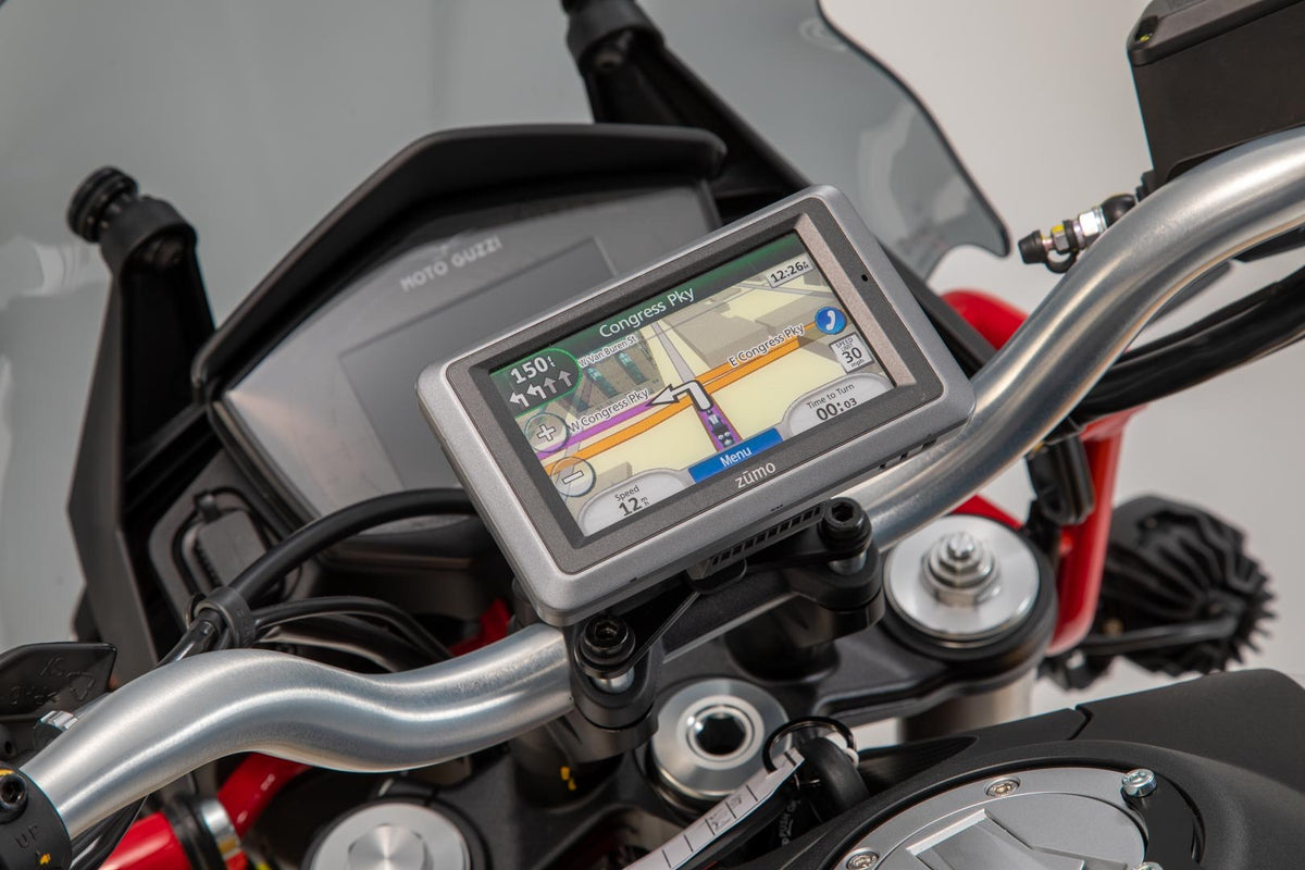 [GPS.17.646.10100/B] Supporto navigatore per manubrio Nero. Moto Guzzi V85 TT (19-23).