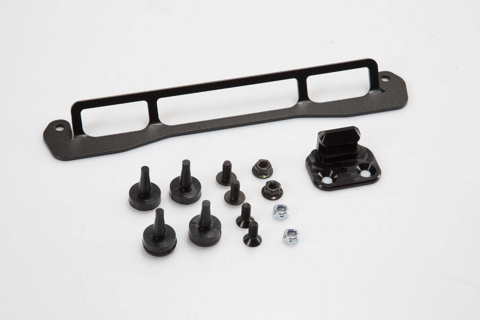[GPT.00.152.35700/B] Kit adattatore per portabagagli ADVENTURE-RACK Per Shad. Nero.