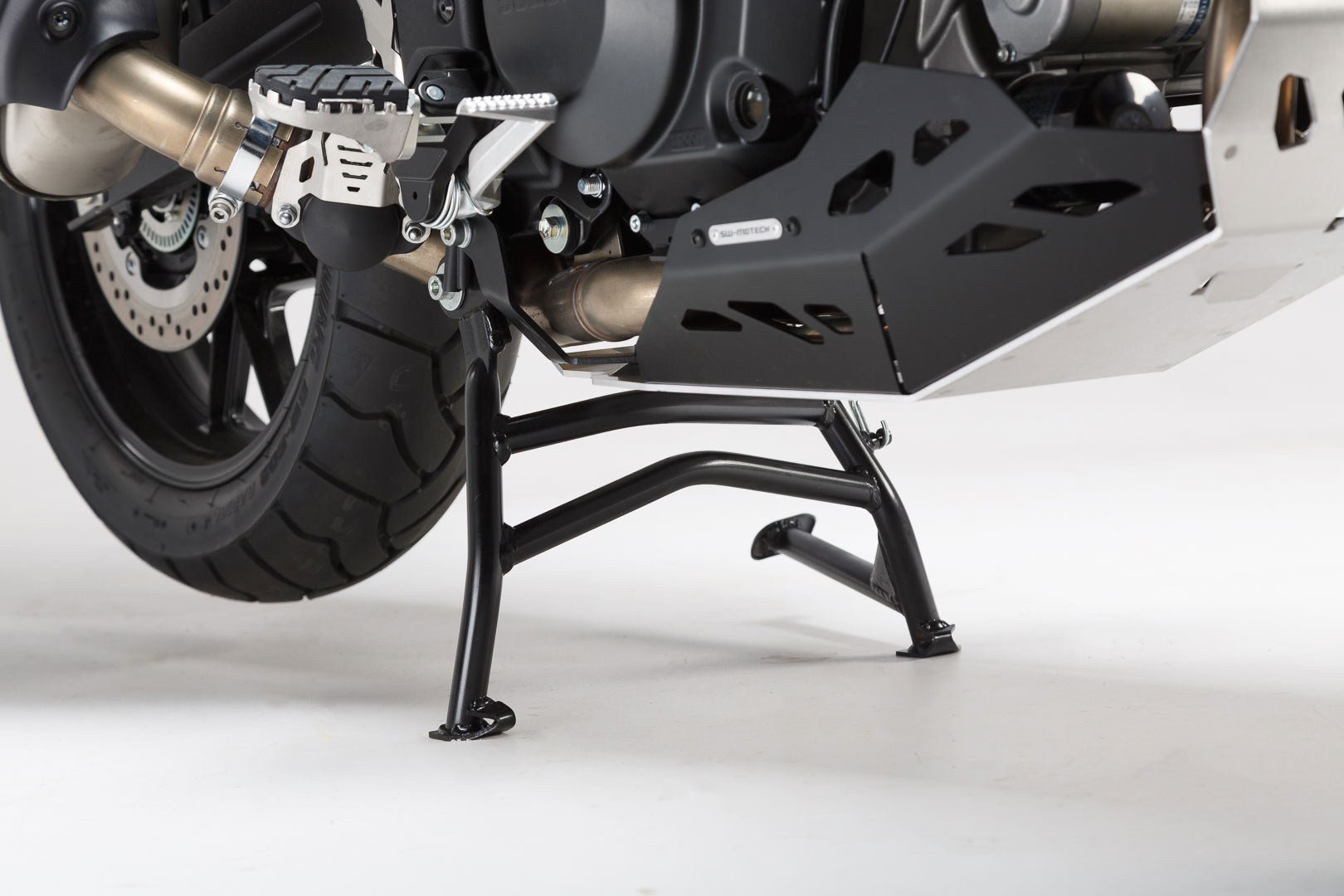 [HPS.05.440.10000/B] Cavalletto centrale Nero. Suzuki V-Strom 1000 (14-) / 1050 (19-).