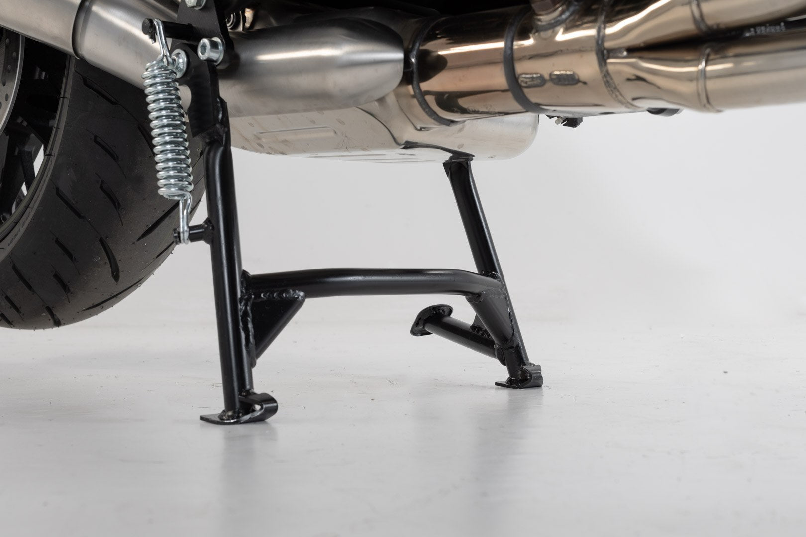 [HPS.08.891.10000/B] Cavalletto centrale Nero. Kawasaki Z900RS/ SE / Cafe (17-).