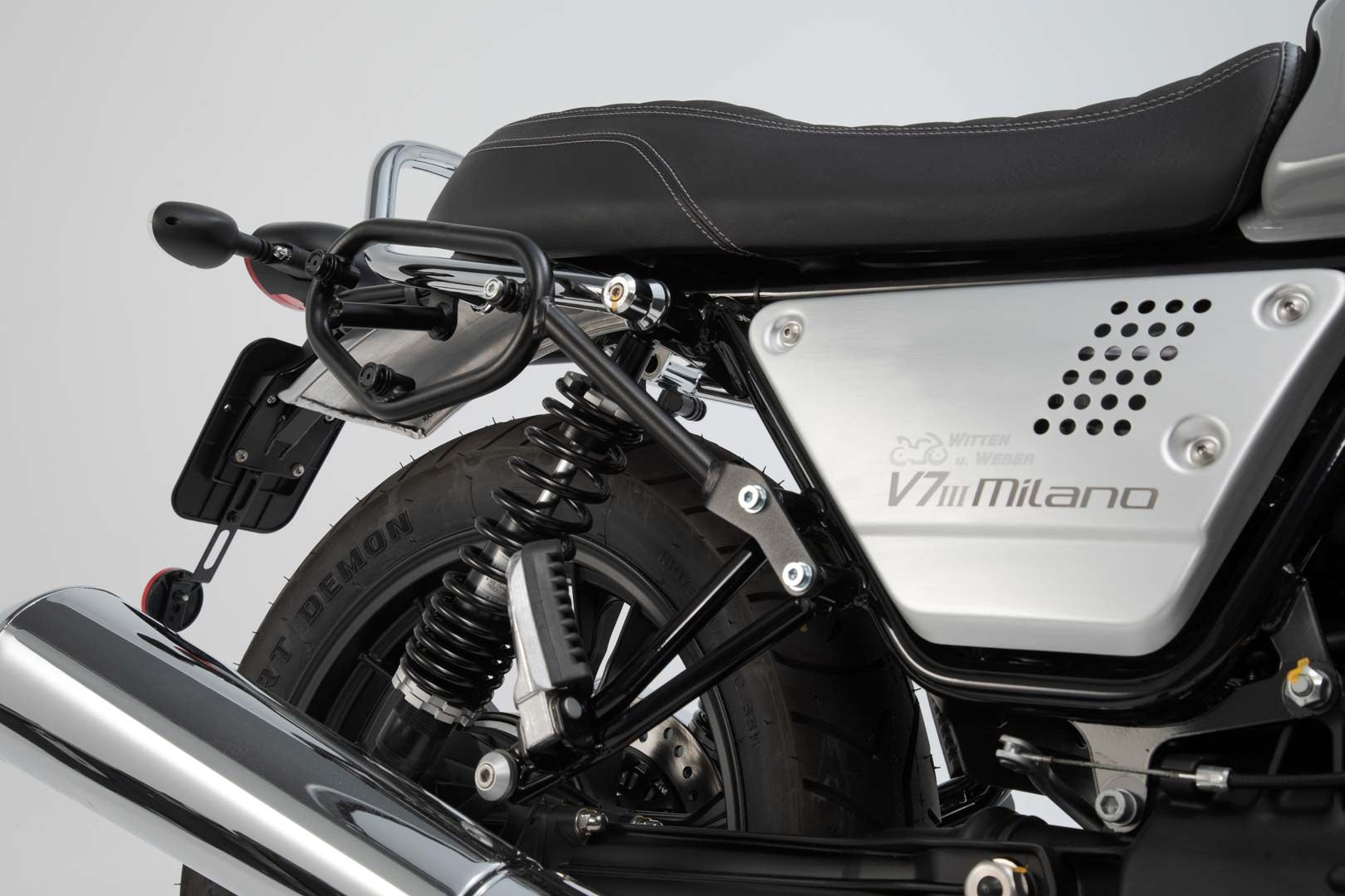 [HTA.17.595.11001] Telaio laterale SLC destro Moto Guzzi V7 lll (16-).