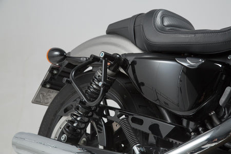 [HTA.18.768.11001] Telaio laterale SLC destro Modelli Harley Sportster (04-).