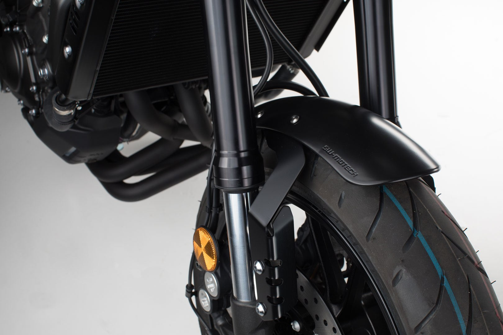 [KFS.06.599.10000/B] Kit per parafango Nero. Yamaha XSR900, MT-09/Tracer, 900 Tracer/GT.