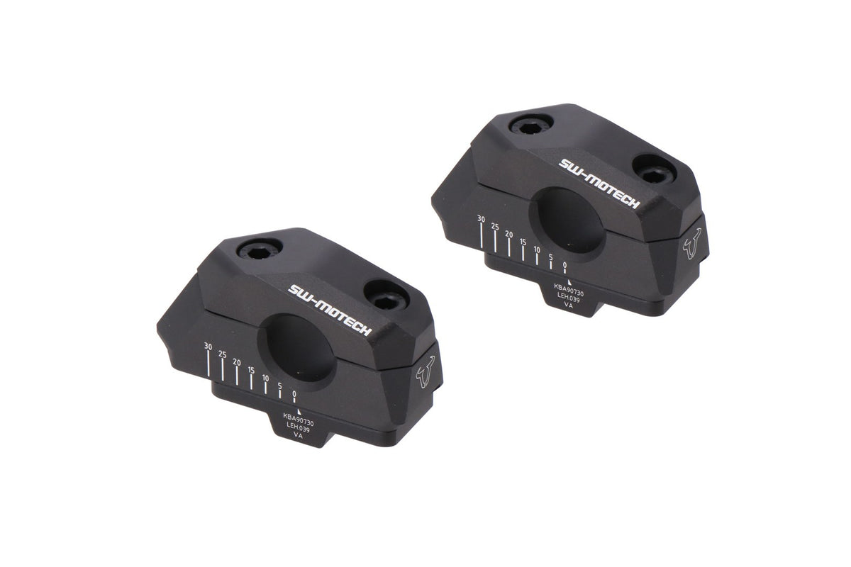 [LEH.00.039.30000/B] Riser manubrio inclinato regolabile per Ã22 A=25mm. Posa a 5/10/15/20/25/30 mm. Nero
