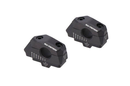 [LEH.00.039.30000/B] Riser manubrio inclinato regolabile per Ã22 A=25mm. Posa a 5/10/15/20/25/30 mm. Nero
