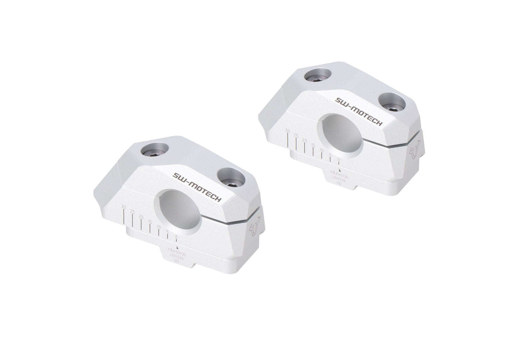 [LEH.00.039.30100/S] Riser manubrio inclinato regolabile Ã22 con offset Argento. BMW F 750 GS (17-) / F 800 GS (23-).