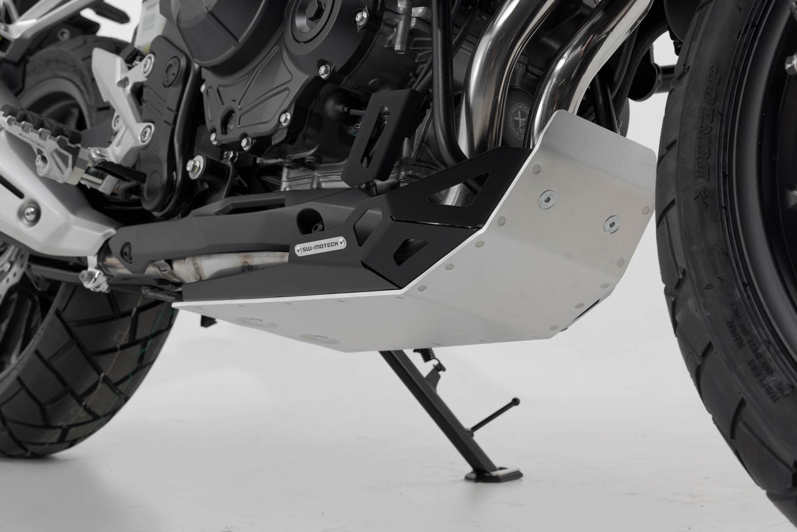 [MSS.01.919.10000] Protezione motore Nero/Argento. Honda CB500X (18-), NX500 (23-).