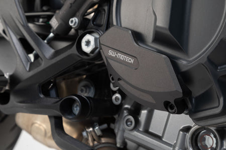 [MSS.04.641.10101] Protezione del coperchio del vano motore Modelli KTM/ Husqvarna.