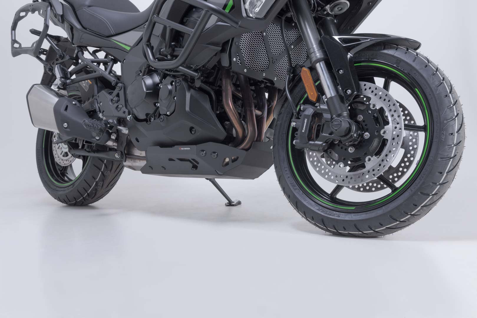 [MSS.08.922.10100/B] Protezione motore Nero. Kawasaki Versys 1100 / 1100 SE (24-).