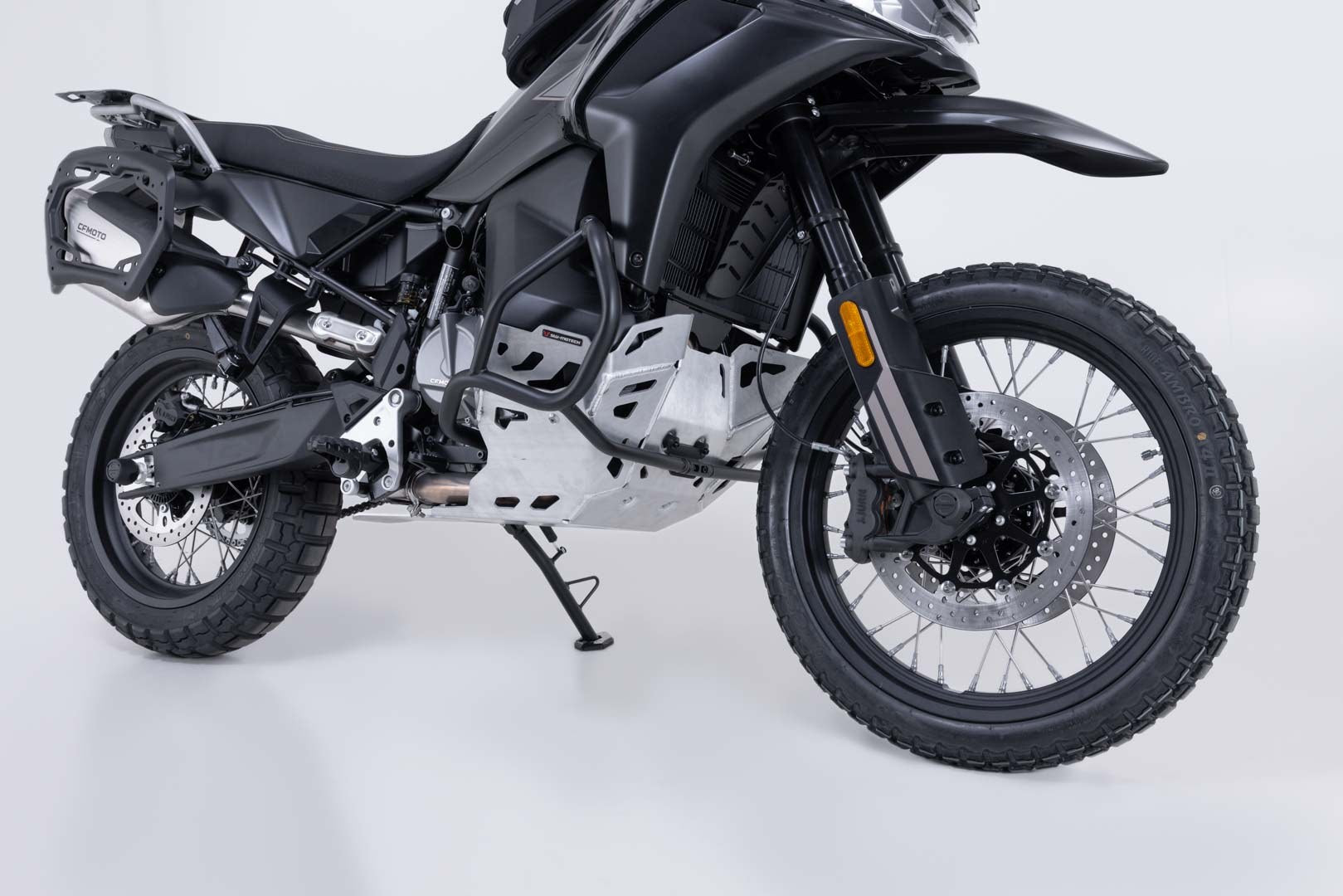 [MSS.10.057.10000/S] Paracoppa Argento. CFMoto 800MT-X (24-).