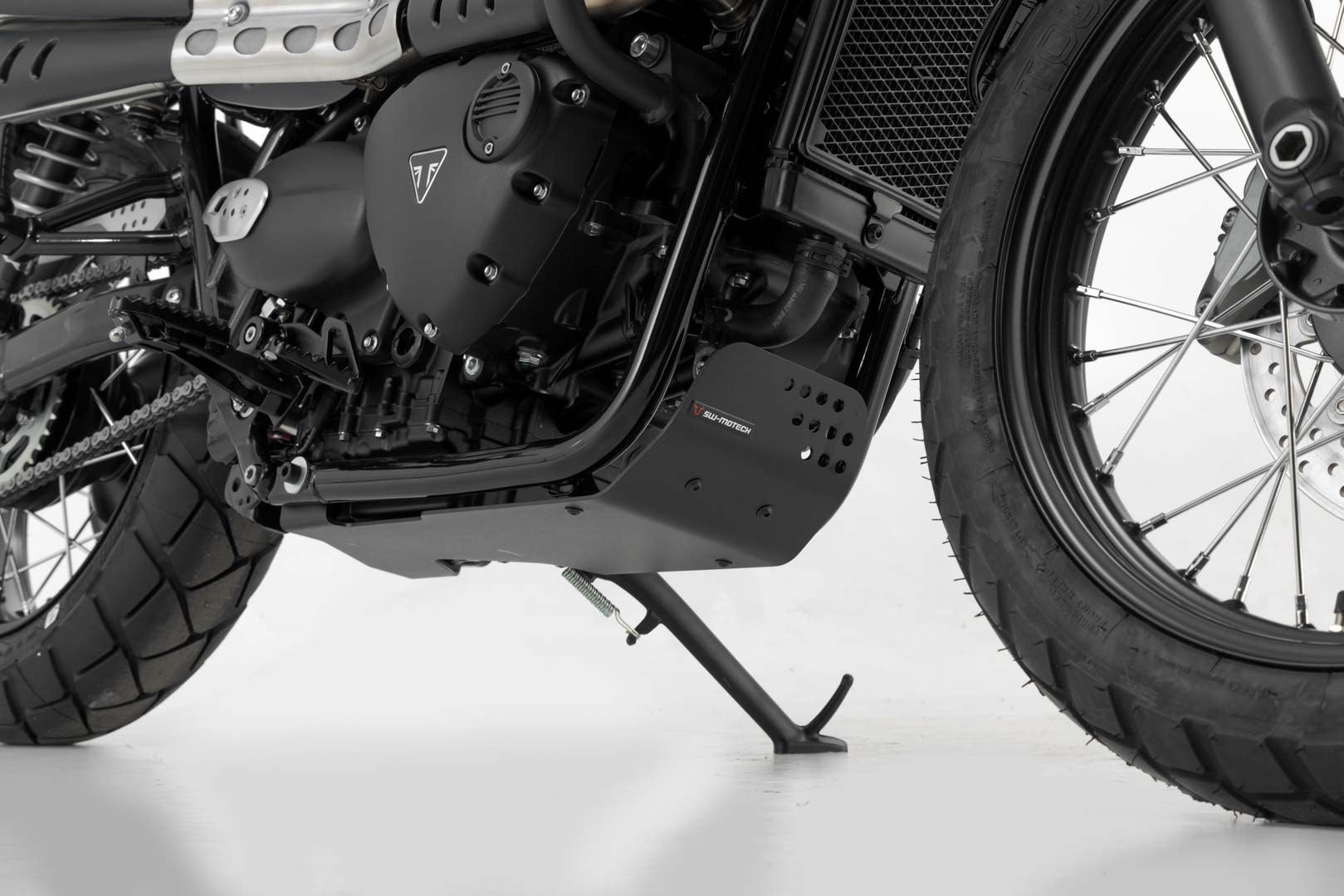 [MSS.11.667.10001/B] Protezione motore Nero. Modelli Triumph.