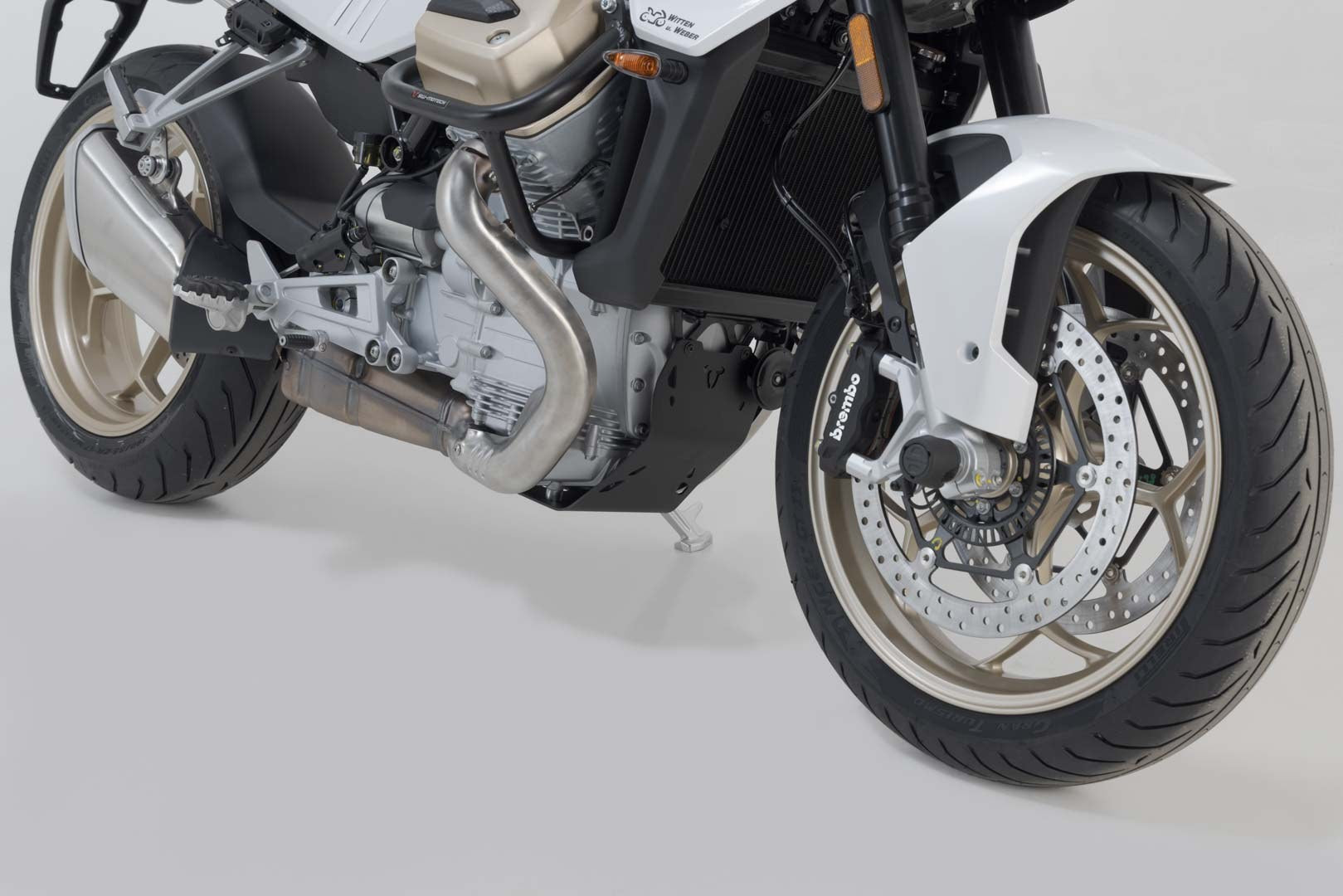 [MSS.17.038.10000/B] Protezione motore Nero. Moto Guzzi V100 Mandello/S.