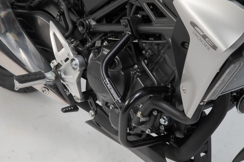 [SBL.01.906.10000/B] Barra di protezione motore Nero. Honda CB300R (18-).