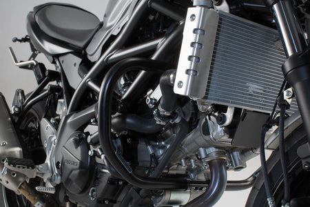 [SBL.05.670.10001/B] Barra di protezione motore Nero. Suzuki SV650 ABS (15-) / SV650 X (18-).
