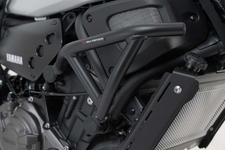 [SBL.06.642.10001/B] Barra di protezione motore Nero. Yamaha XSR700 (15-) / XSR700 XT (19-).
