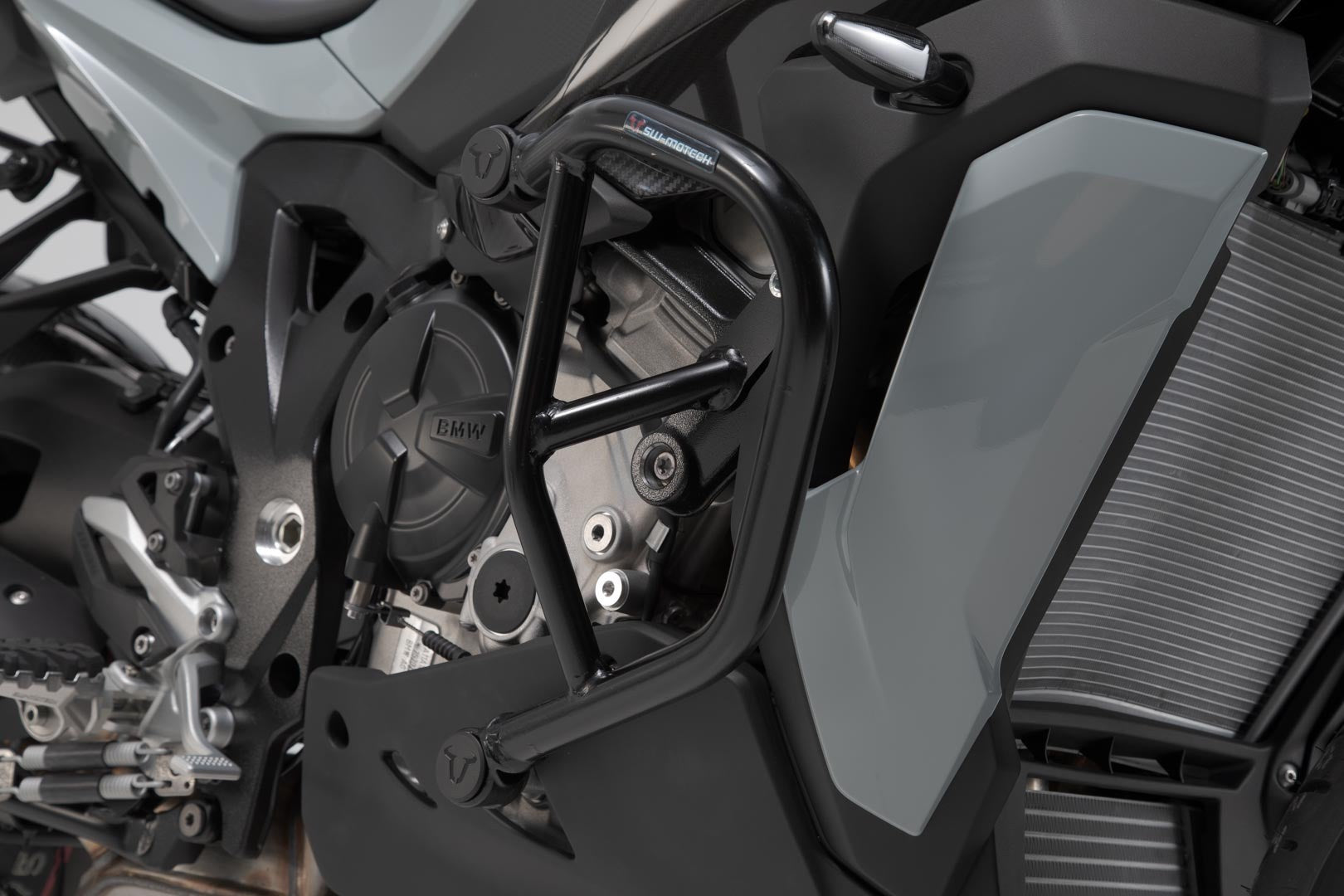 [SBL.07.954.10000/B] Barra di protezione Nero. BMW S 1000 XR (19-).