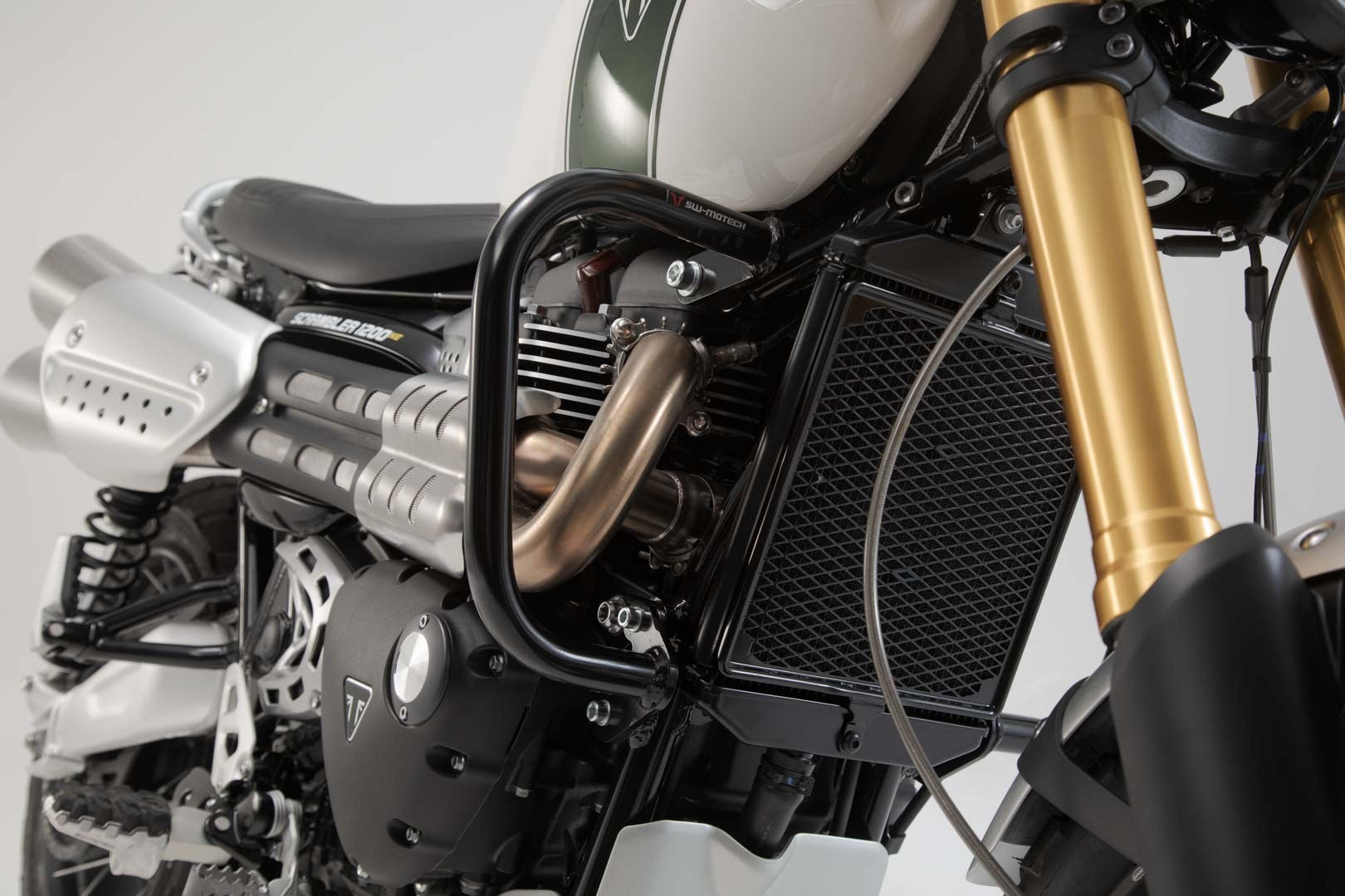 [SBL.11.929.10000/B] Barra di protezione motore Nero. Triumph Scrambler 1200 XC / XE (18-20).