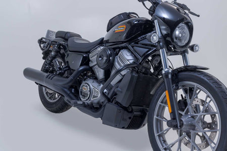 [SBL.18.096.10000/B] Barra di protezione Nero. Harley-Davidson Nightster / Special.