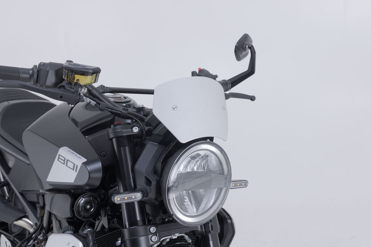 [SCT.03.012.10000/S] Parabrezza Argento. Husqvarna Svartpilen 801 (24-).