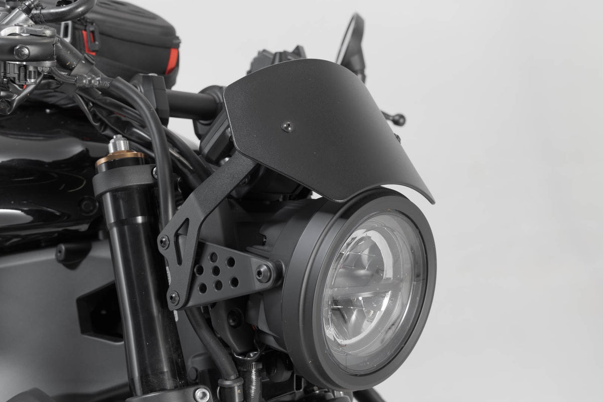 [SCT.06.932.10000/B] Parabrezza Nero. Yamaha XSR900 (21-24).