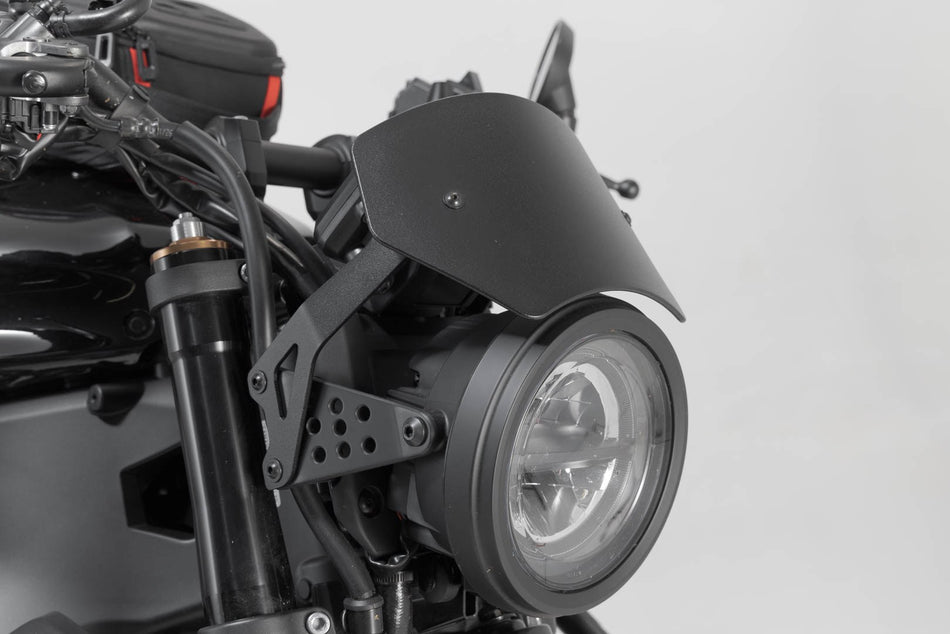 [SCT.06.932.10000/B] Parabrezza Nero. Yamaha XSR900 (21-24).