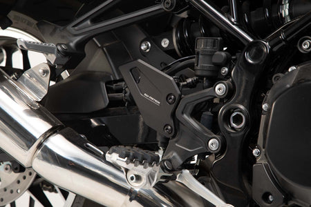 [SCT.08.891.10100/B] Protezione tallone Nero. Kawasaki Z900RS/ Cafe / SE (17-).