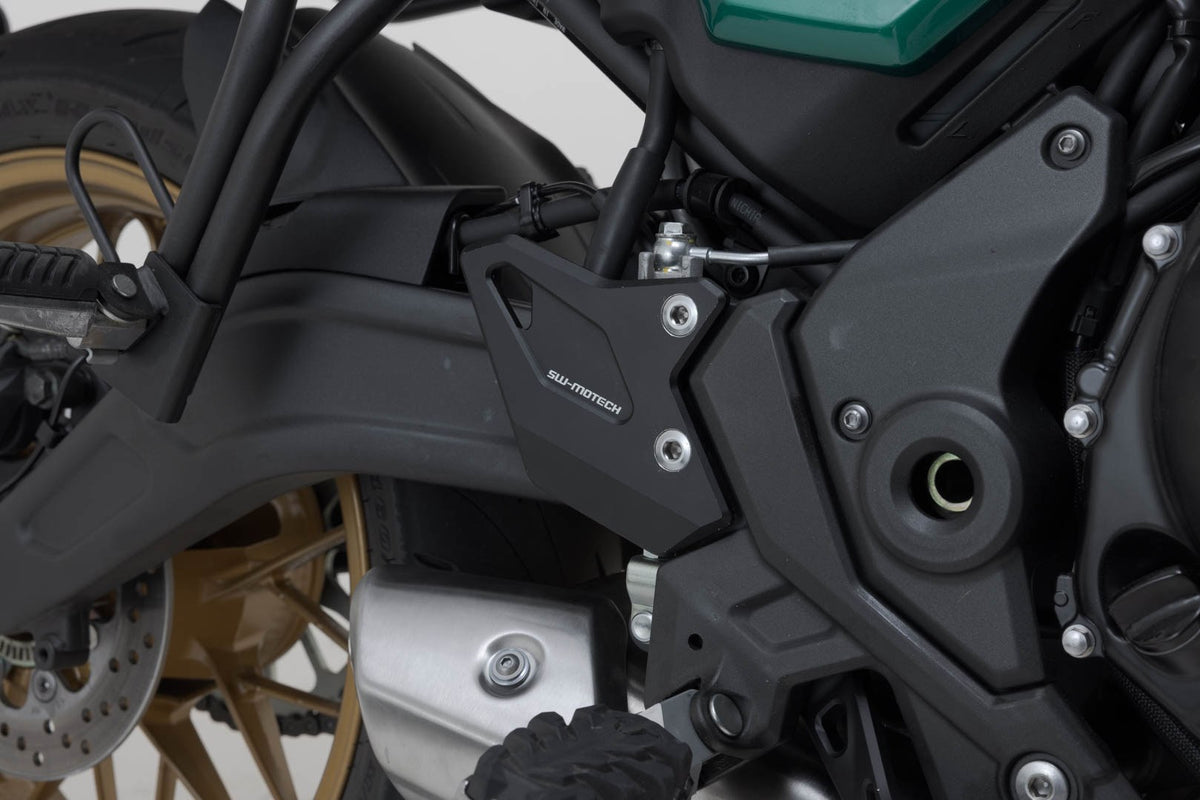 [SCT.08.993.10000/B] Protezione tallone Nero. Kawasaki Z650RS (21-).