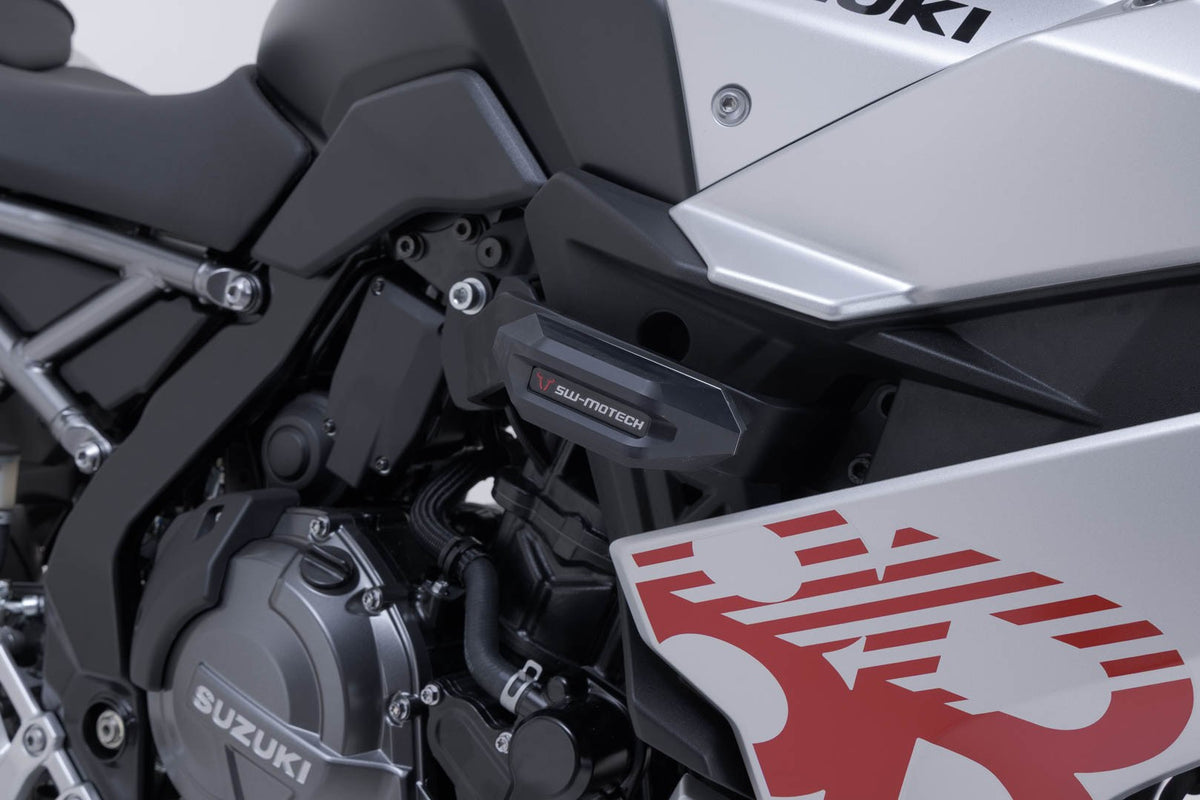 [STP.05.590.11100/B] Kit tamponi di protezione Nero. Suzuki GSX-8R (22-).