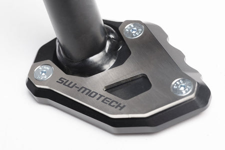 [STS.04.102.10100/B] Base maggiorata per cavalletto laterale Nero/Argento. Modelli KTM.