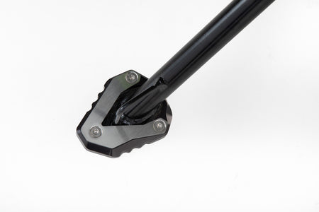 [STS.08.102.10100/S] Base maggiorata per cavalletto laterale Nero/Argento. Modelli Kawasaki.