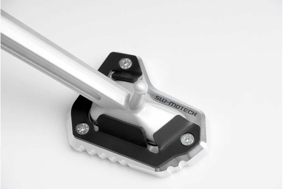[STS.11.102.10100/S] Base maggiorata per cavalletto laterale Nero/Argento. Triumph Tiger Explorer (11-15).