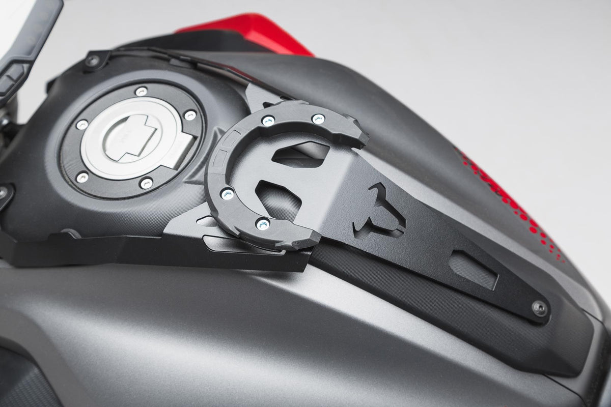 [TRT.00.640.20901/B] Anello aggancio serbatoio EVO Nero. Yamaha MT-07 (14-17) / Moto Cage (15-16).