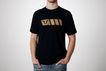 [WER.BKL.002.S.10002] T-Shirt Legend Gear. Nero. Da uomo. Taglia S.
