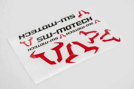 [WER.GIV.016.10001] Set di adesivi SW-MOTECH 310 x 260 mm. Toro: rosso, SW-Motech: nero.