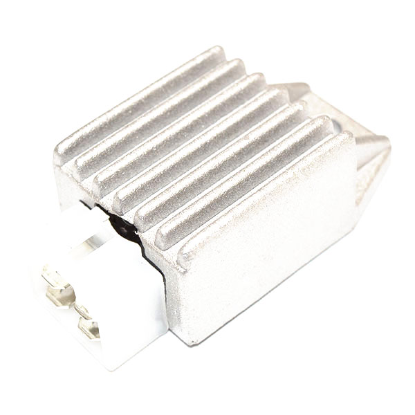 REGOLATORE DI TENSIONE PER 12V SCOOTER 50/100 KYMCO/PEUGEOT