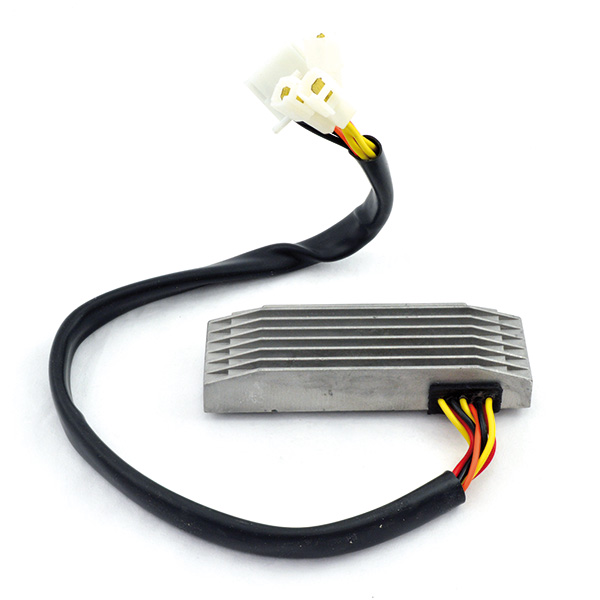 REGOLATORE DI TENSIONE 12V PER MOTO SUZUKI INTRUDER 600/570/800 VS GL 600