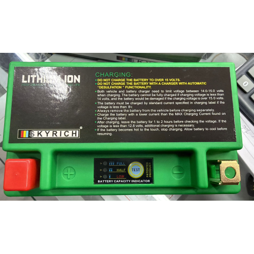 <p><strong>Ricambio per veicoli Piaggio</strong></p>
<p>Ricambio per veicoli Piaggio. Ricambio selezionato per la sostituzione del componente originale, indicato per interventi di manutenzione, ripristino o restauro del veicolo. Prima dell'acquisto verifi