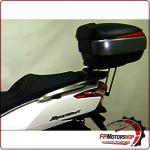 ATTACCO BAGAGLIO BAULETTO SCOOTER PER KYMCO DOWNTOWN 125/300 09>15 SHAD K0SP19ST
